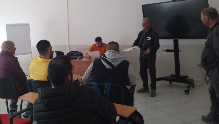 Un attestato, un lavoro, una vita: il racconto di un professionista che ha forgiato il proprio destino con passione e maestria nel settore edile.